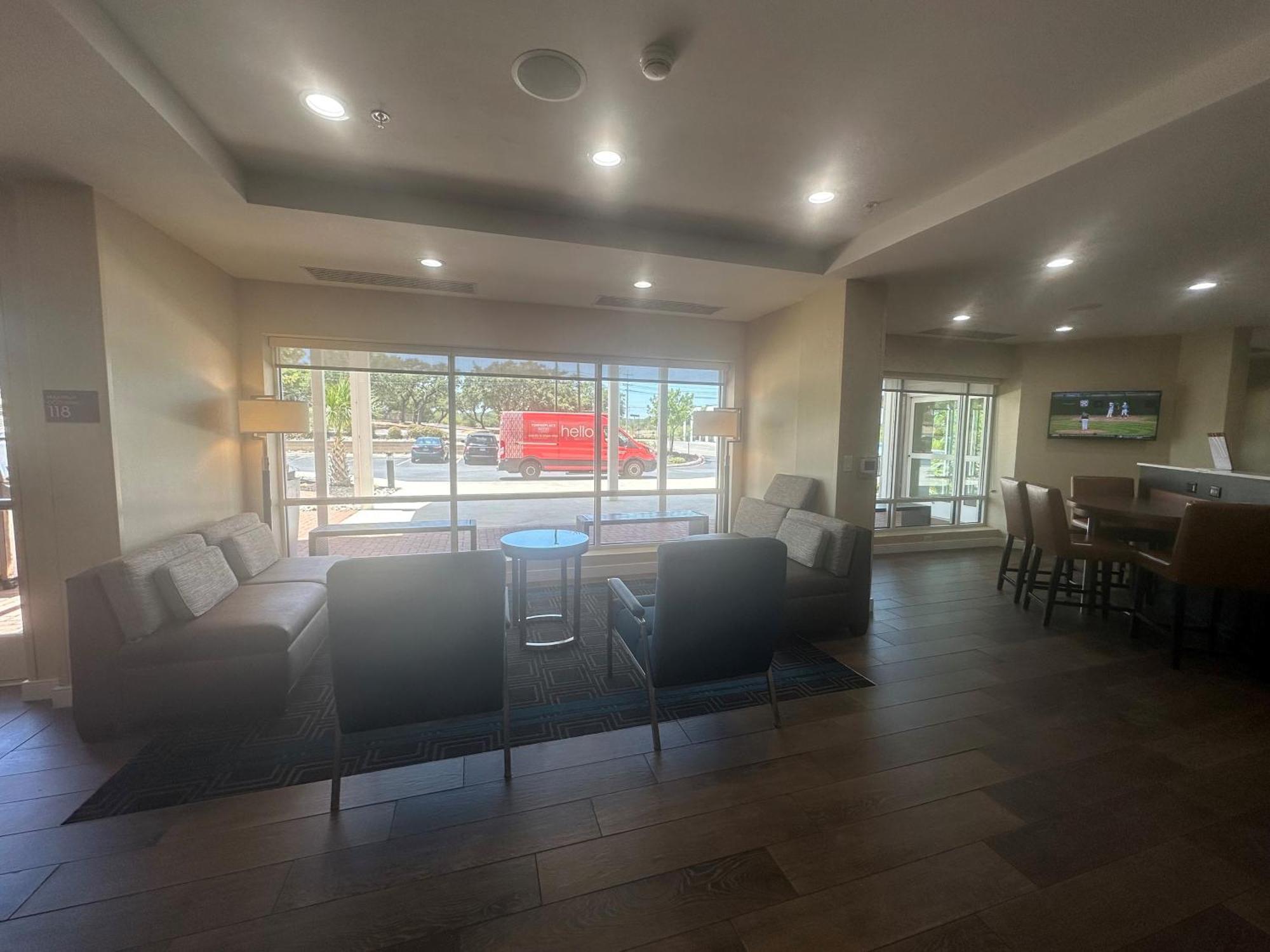 Towneplace Suites By Marriott San Antonio Westover Hills Eksteriør billede