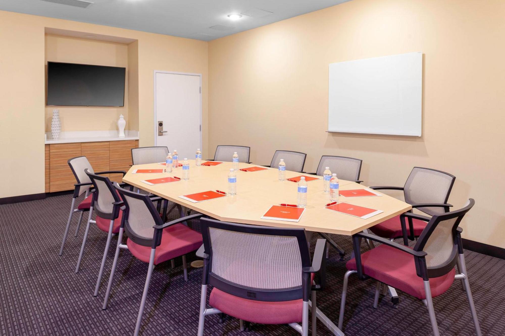 Towneplace Suites By Marriott San Antonio Westover Hills Eksteriør billede